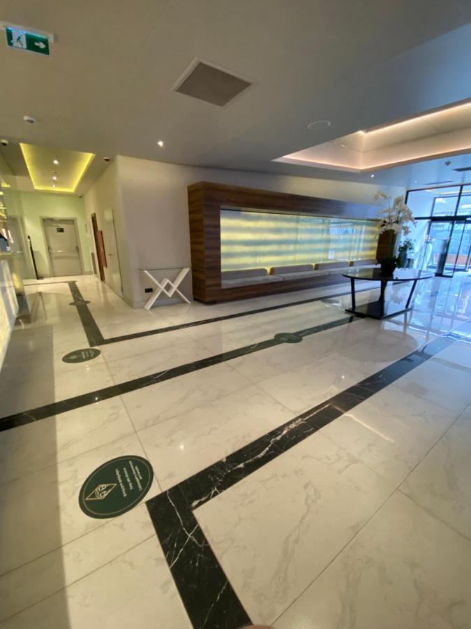 Orbi City Land Apartment Batumi Bagian luar foto