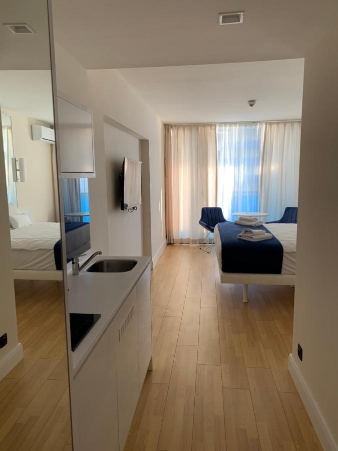 Orbi City Land Apartment Batumi Bagian luar foto