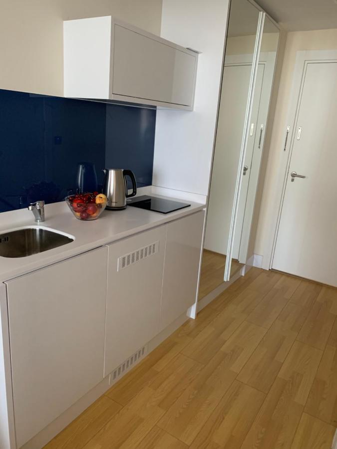 Orbi City Land Apartment Batumi Bagian luar foto